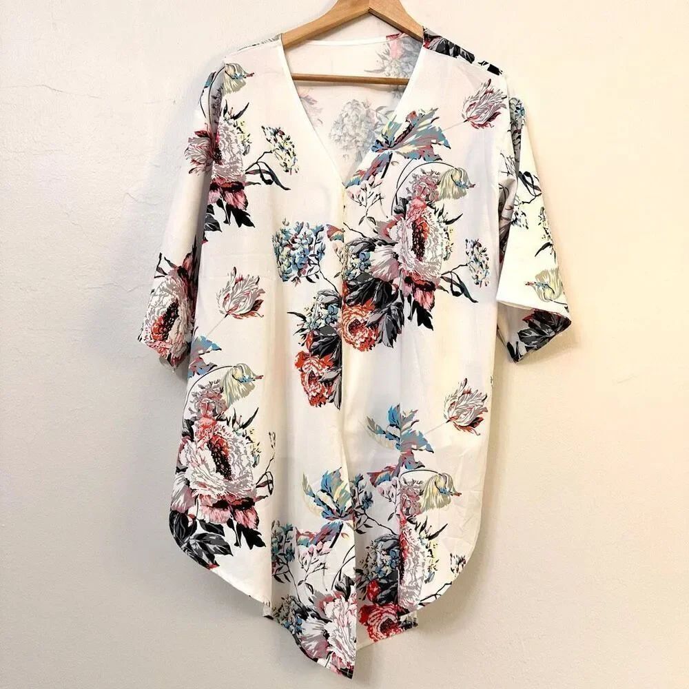 H&M Floral Print Short Sleeve V Neckline Multicolor Front Tie Blouse Large